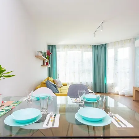 Apartment Brand New One Bedroom Zenit 6 *